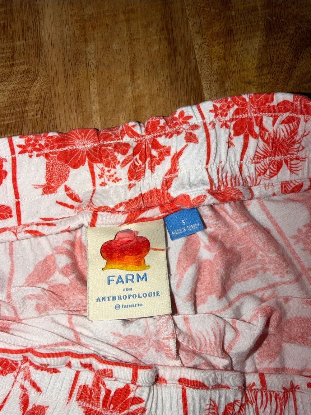 FARM Rio White and Red Tropical Print Athletic Shorts - Picture 3 of 4